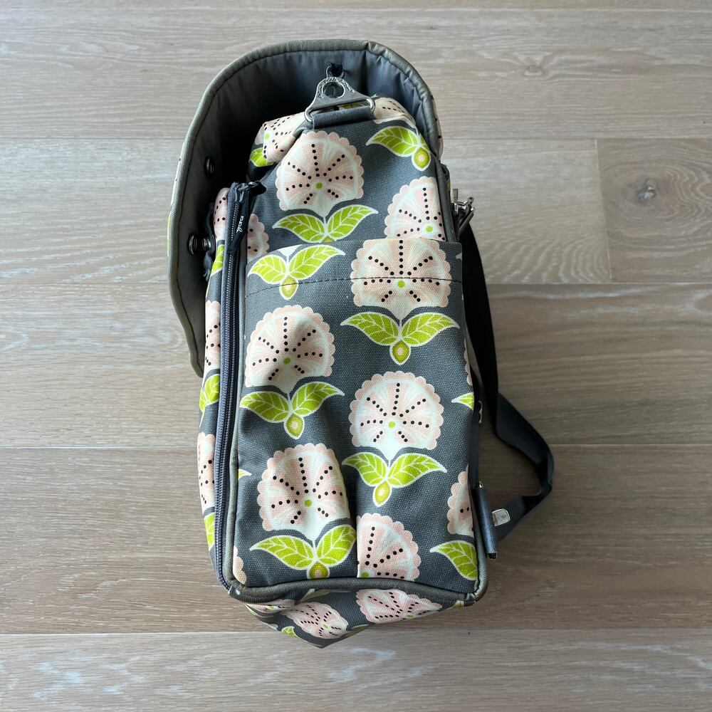 Petunia Pickle Bottom Abundance Boxy Backpack Convertible Diaper Bag - Picture 5 of 8